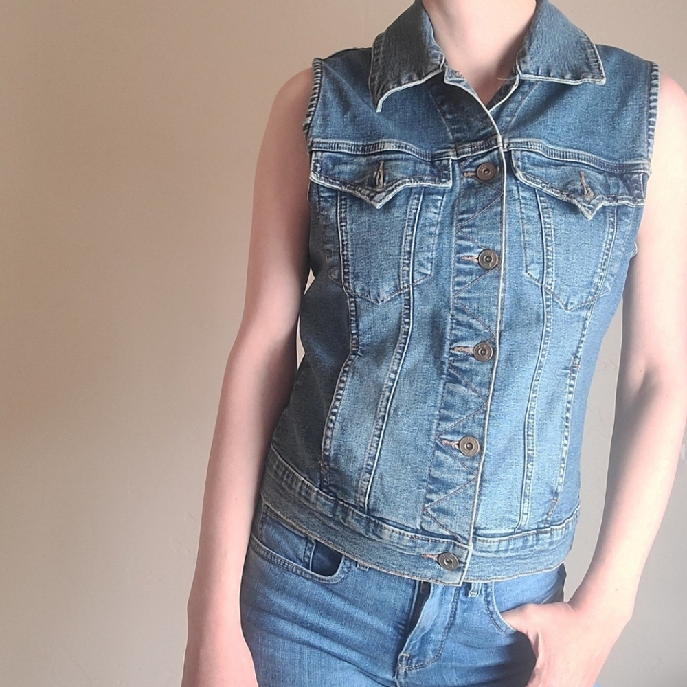 Denim Sleeveless Jacket and Jeans Set